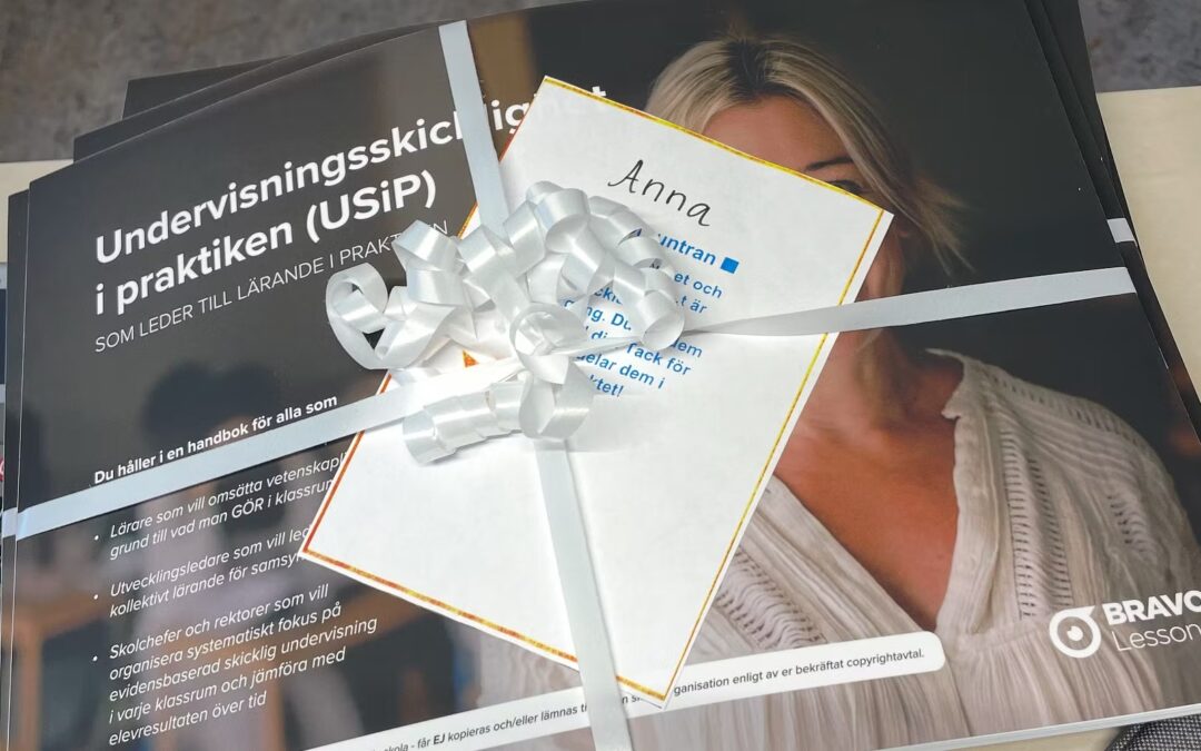 Den mest omtänksamma julgåvan till lärarna och eleverna på din skola